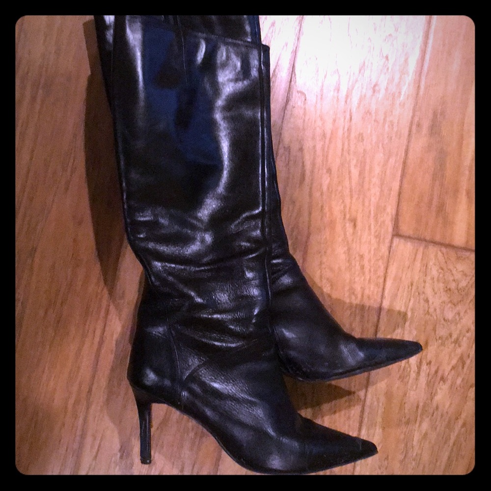 Black leather heel boots